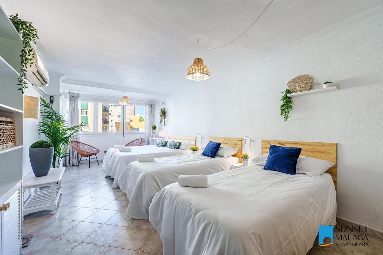 Malaga Central Station Apartment Bagian luar foto