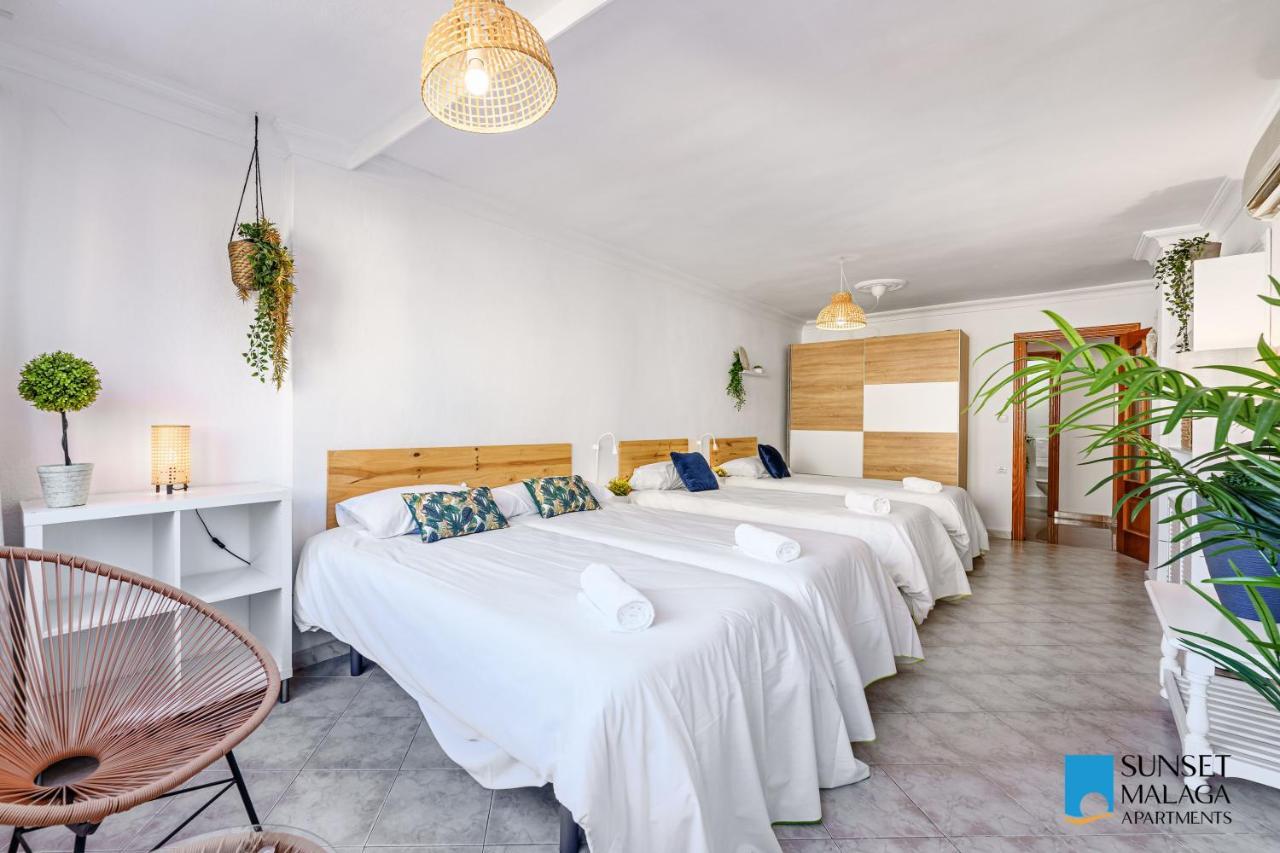 Malaga Central Station Apartment Bagian luar foto